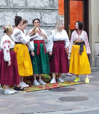 Ukraiński folklor na ulicach Krakowa