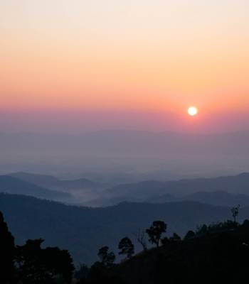 Wschód Słońca po Tajsku